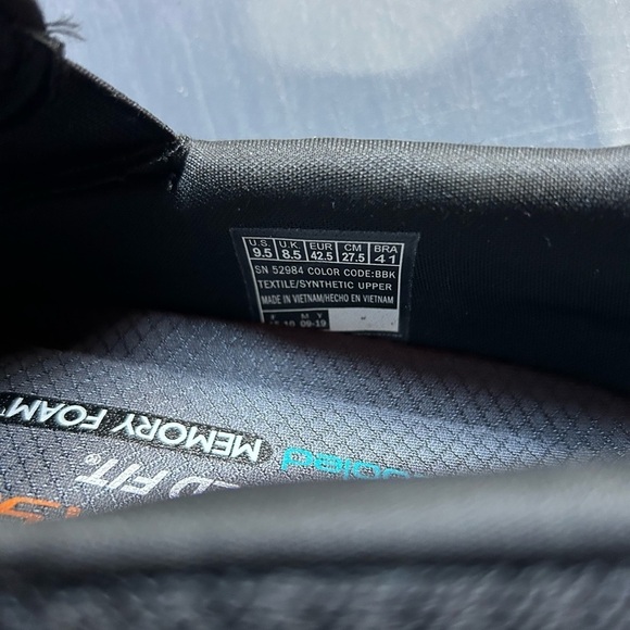 New Skechers Men’s Equalizer Persistent Slip-On Black Size 9.5M BNWT - Picture 7 of 8